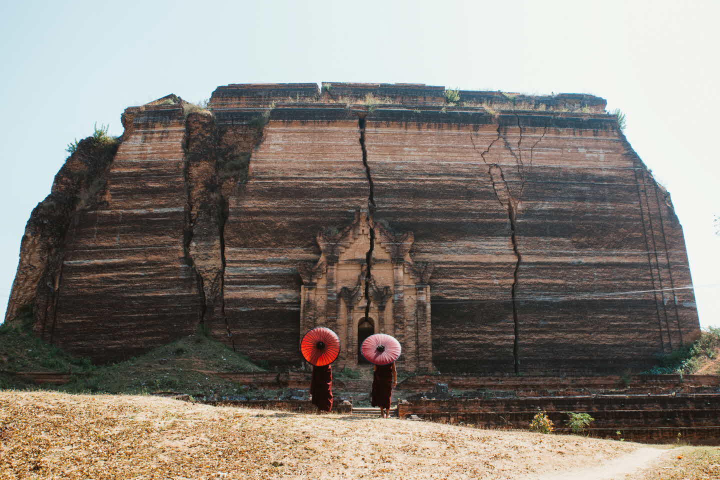 children-monks-JHABC5A